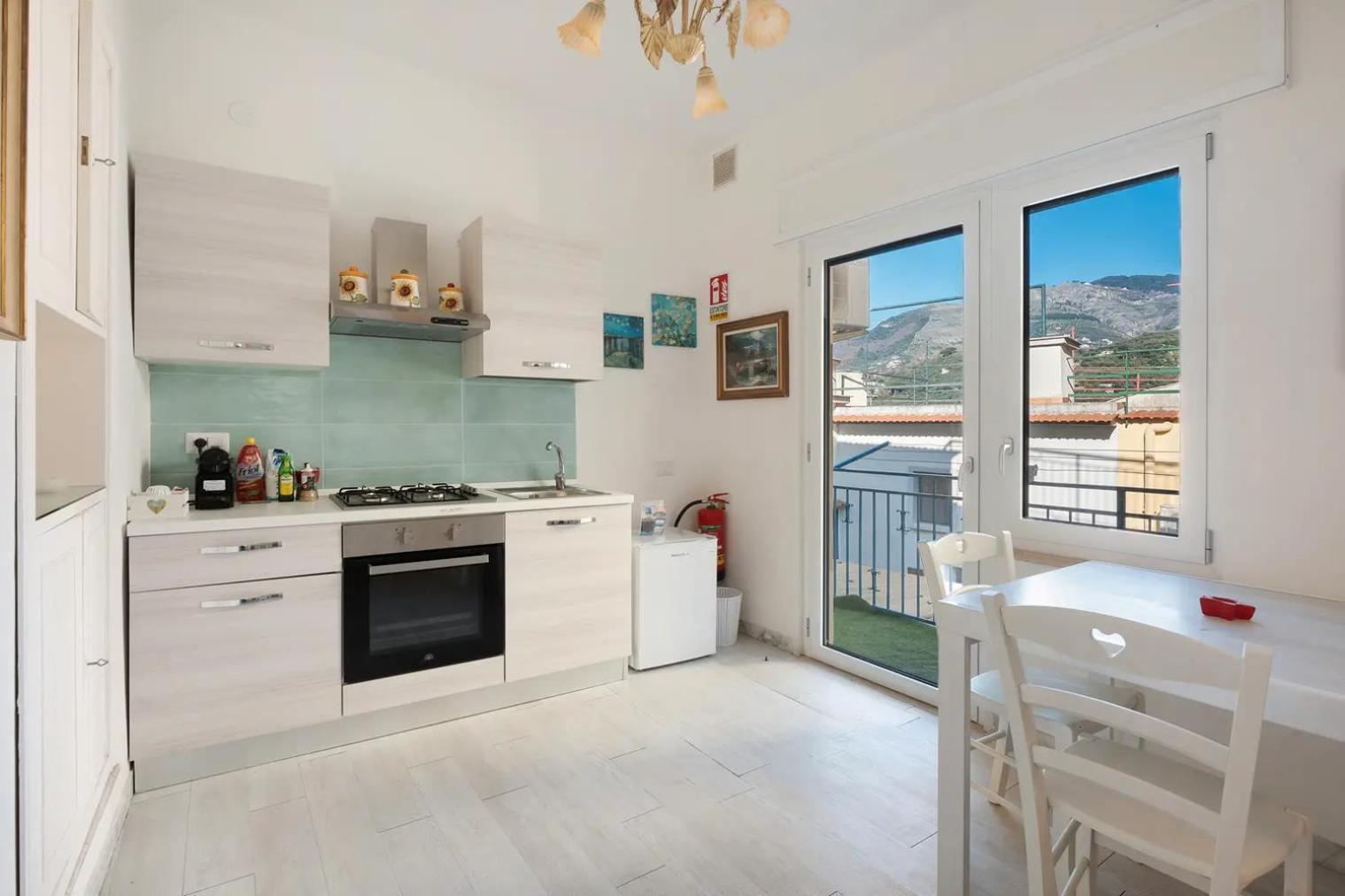 - Ida Apartment