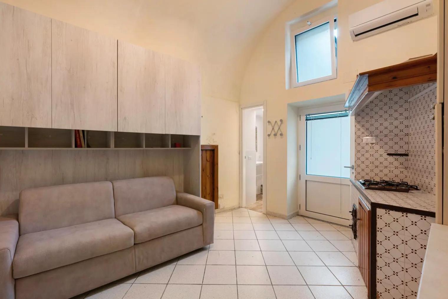 - Ida Apartment *
